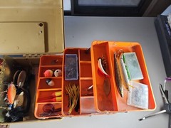 Vintage Old Pal Woodstream 6200 Bass Boss Fishing Tackle Spinner Bait Box EXTRAS