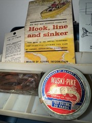 Vintage Old Pal Steel Tackle Box Muski-pike Fishing Line Bobbers Pamphlets More