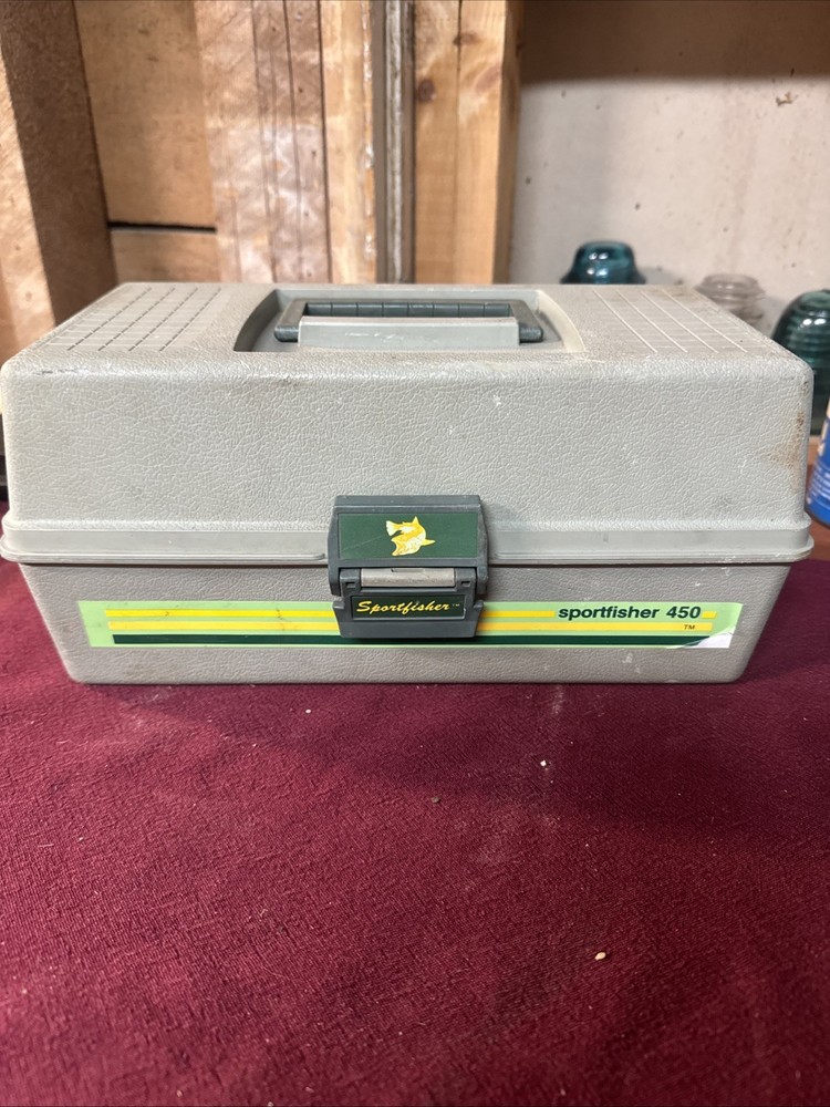 Vintage Sportfisher Tackle Box 450 2 Trays. In VGC. Durable Lid Sprung & Dirty