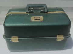 UMCO Metal Tackle Box Hard Case 5 Trays Green