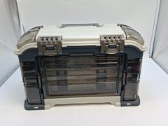 Plano 728 Multi-Compartment Tackle Box with Utility Boxes With Tackle/Bait {D8}