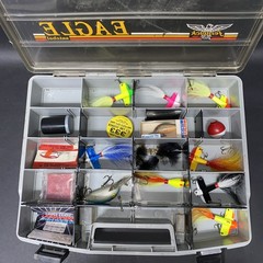 VINTAGE FENWICK EAGLE SATCHEL TACKLE BOX LAKE Lures Accessories Lot #4