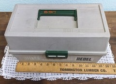 Vintage Rebel Model 530 Tackle Box 3 Fold Out Tray Snap Close 12-1/2 x 6 x 7