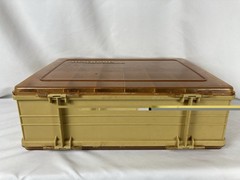 Plano Magnum 1152 Vintage Fishing Tackle Box 52 Pockets w Movable Dividers Amber
