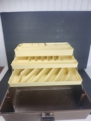 Vintage Old Pal Woodstream Tackle Box PF 3400 3 Trays 2 Removable Trays 16x8x10″