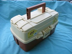 1 NEW Plano Model PLA000337 Fishing 2 Tray Tackle Box with new brass lock R3