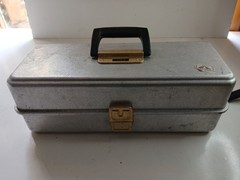 Vintage UMCO 175-A Aluminum Tackle Box 3 Tray Fishing Lure Display Storage Kit