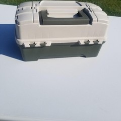 Plano 1 tray fishing tackle box dual top access brass latch green beige USA