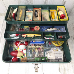 EUC #5413 VTG Tackle Box “Union Steel Chest Corp” Leroy, NY REGD 1951 Lures/More