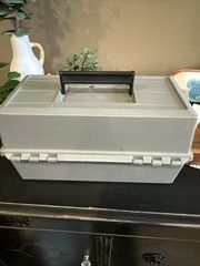Vintage Rebel Fishing Tackle Box #530 USA