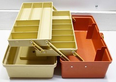Vintage PLANO #5520 tackle box Made In USA Tan and Brown 13x7x6” very nice!