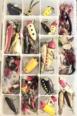 Dream LOT of RARE Vintage WOODEN Fishing LURES/TACKLE/REEL ECT. HEDDON TORPEDOS