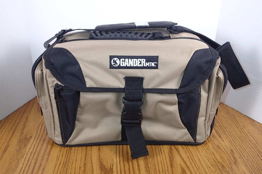 Gander Mountain Fishing Tackle Bag – 3 Boxes / Trays – Strap