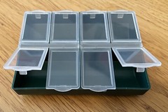 Magreel 8 Compartment Flip Top Fishing Tackle Box Green 1/4 105MM X 85MM