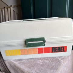 Rebel 600 Fishing Tackle Box Hard Plastic 3 Tray Vintage