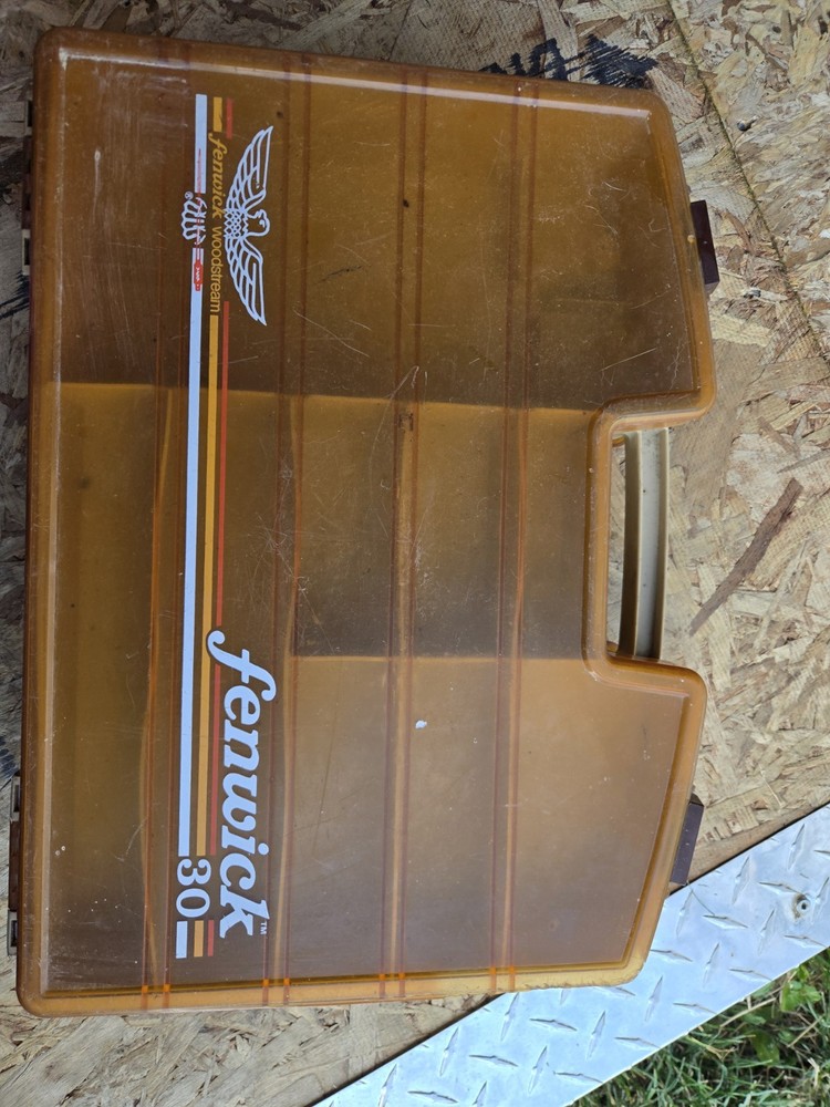 Vintage Fenwick Woodstream 30 Dual 2 Sided Latching Fishing Tackle 14″ x 11″Box