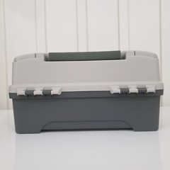 Plano #6201 One-Tray Tackle Box Bait Storage On Sides Extending Tray