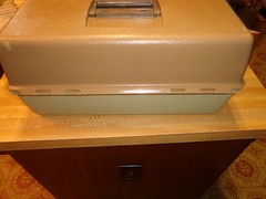 Adventurer 1735 Tackle Box lure hanging racks See Pictures