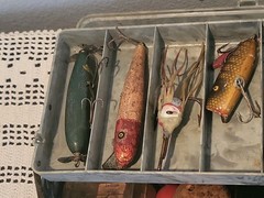 Vtg Green Gray Marblelite Green White Swirl Fishing Tackle Box Full of Lures Et