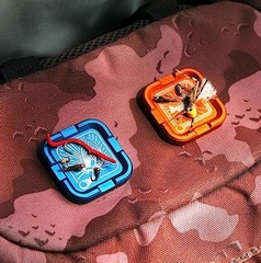 Mag Grab Mini – Compact Magnetic Fly Holder/Fly Patch & Orange Brown Town