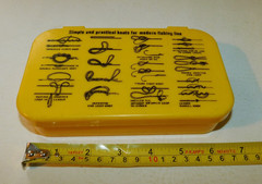 Vintage Yellow 4 Compartment Plastic Tackle Box w/Fishing Knot Reference on Lid