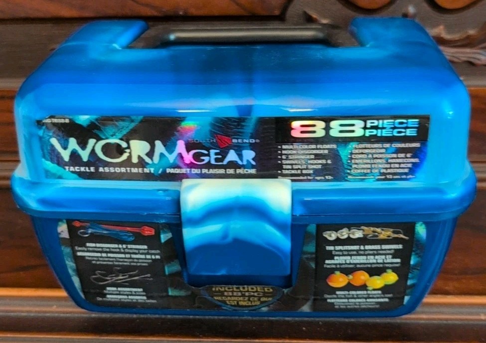 SouthBend WG-TB88-B Wormgear Small Tackle Box Blue Starter Kit Fishing