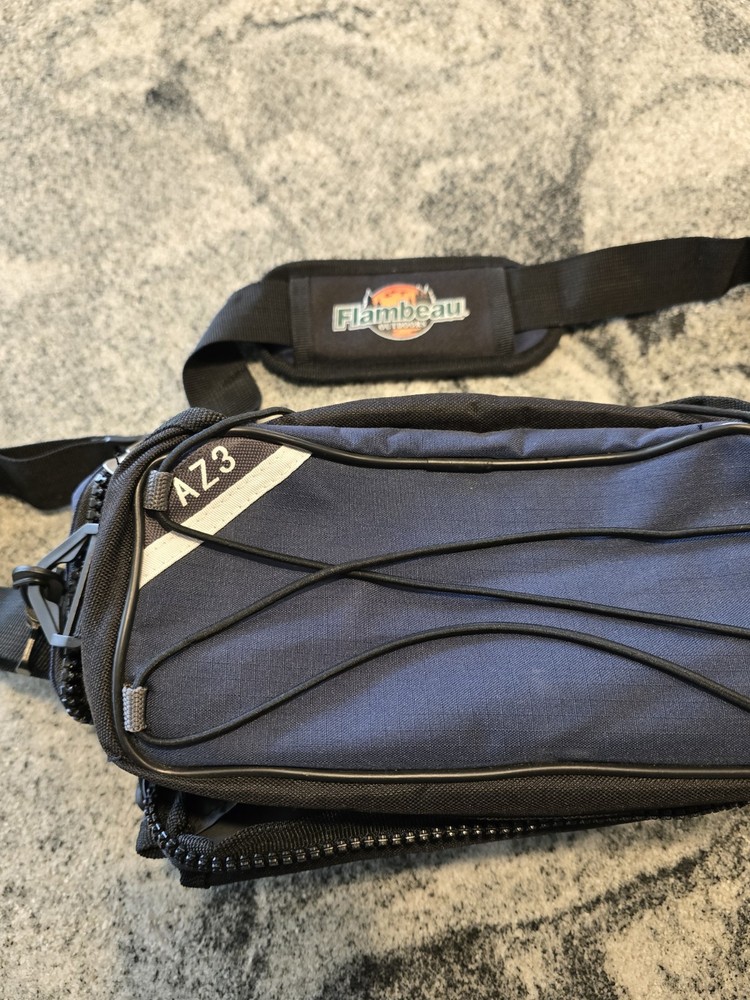 FLAMBEAU OUTDOORS AZ3 SOFT SIDED FISHING TACKLE BAG BLUE EUC