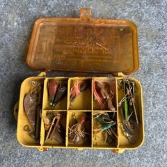 Vintage Plano 3213 Mini-Magnum Pocket Pak Tackle Box with Lures Amber Yellow