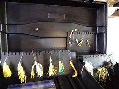 Large PLANO Phantom Pro Fishing Tackle box 75 lures over 150 loose worms