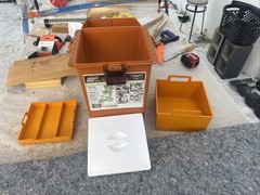 Fenwick Sport Seat 9050 Cooler Tacklebox Seat Combo *CLEAN unused