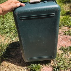 Plano Fishing Tackle Box Model 8600 6 Trays Green & Tan Great Condition