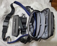 UMPQUA GREY WAIST/SHOULDER STRAPS POUCH FISHING OUTDOOR SPORT UTILITY BAG