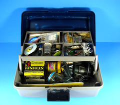 Flambeau 1 Tray Tackle Box With Lures Reel Spoons Terminal Tackle & Penquin Line