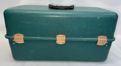 Vintage UMCO 500UM Top Handle 3-Tray Green Fishing Tackle Box z14