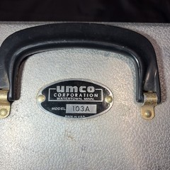 Vintage UMCO Model No. 103A Aluminum Fishing Cantilever Tackle Box w/3 Trays USA