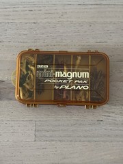 VINTAGE No. 3213 Mini MAGNUM Pocket Pak by Plano With Lot Of Lures NICE!