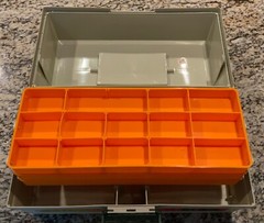 Rebel 600 Hard Plastic 3 Tray Fishing Tackle Box Vintage Rare Beige Orange Trays