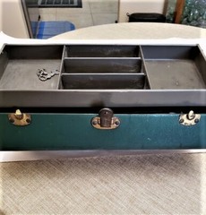 Vintage Eagle Lock Co. Metal Fishing Tackle Box With Cork Lined Shelves has Keys