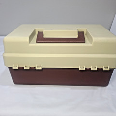 PLANO 3200 FISHING TACKLE BOX, Tan & Brown Pre-Owned Great Condition