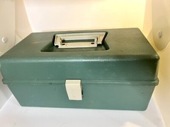 VINTAGE 1950s/60s Plano 5000 tackle box vintage green excellent shape 2 trays