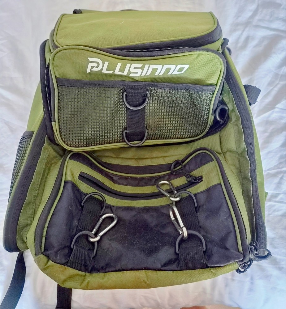 PLUSINNO 42L Fishing Tackle Backpack Rod Holders 16 Pockets Green