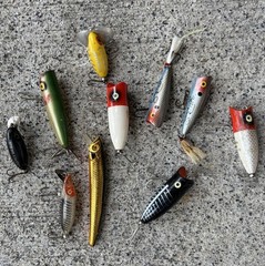 VTG Rebel Fishing Tackle Box #530 Made In USA“With 10 Lures”a few waterless/VTG