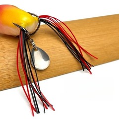 Spinner Equipped Lure 5g with Soft Silicone Body and Strong Hook Penetration