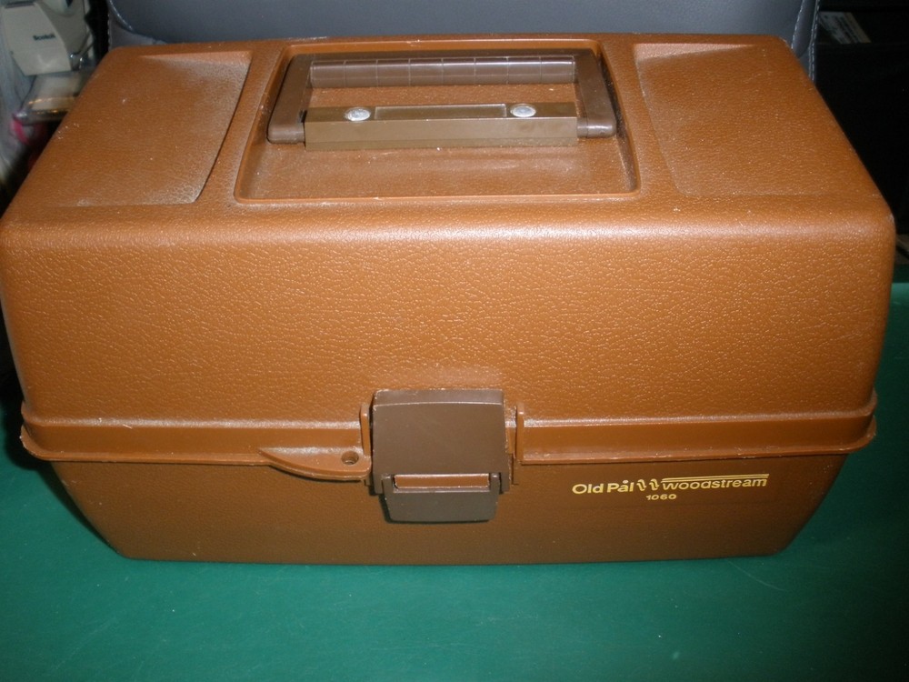 Vintage Old Pal Woodstream 1060 Folding 3 Folding Tray Brown Fishing Tackle Box