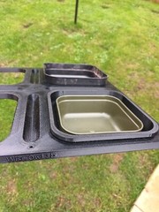 Bait maggot box reducer