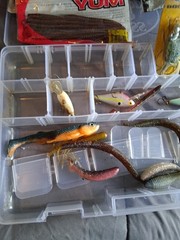 Plastic Bass Pro Shops Fishing Tackle Box with Tackle 3