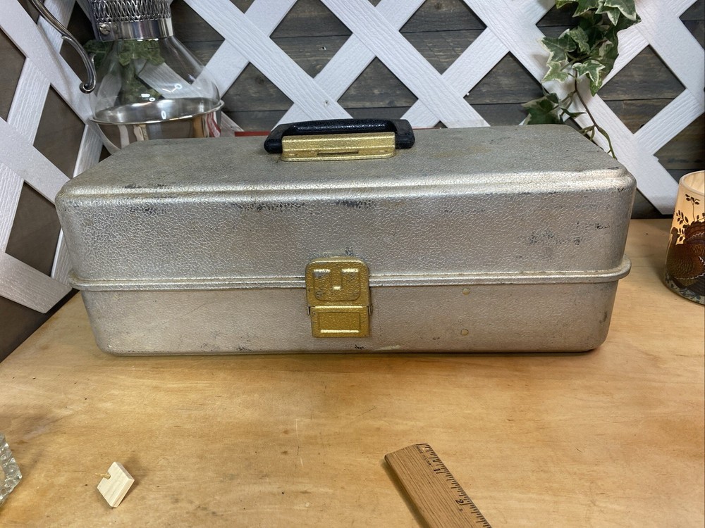 Vintage Aluminum UMCO 202A Tri Level Tackle Box- 16” X 6” X 6” Some Worm Damage