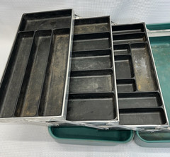 Vintage UMCO 500UM Top Handle 3-Tray Green Fishing Tackle Box z14