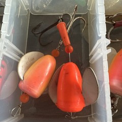 Vintage Fishing Tackle Lot Of 25 In Divided Case.