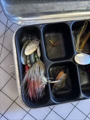 Vtg UMCO Corp USA Model P-9 Aluminum 2-Sided Fishing Tackle Box W/ Mepps Lures